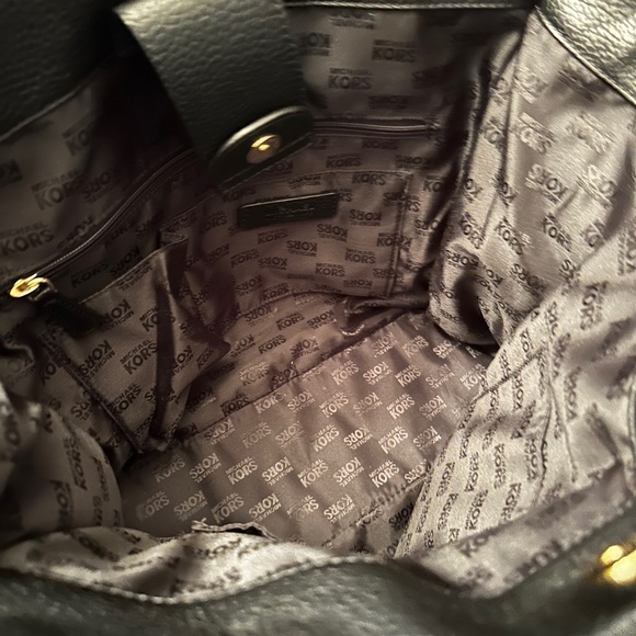 Michael Kors Leather Bag with handles and shoulder strap. Brown and Black. - Picture 2 of 8